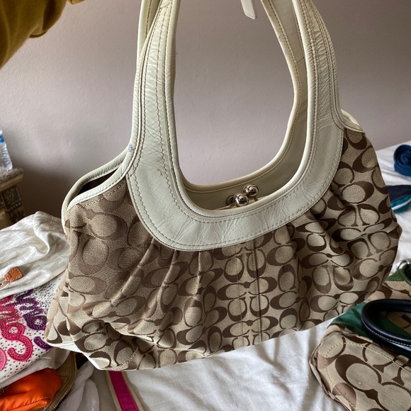 Coach purse - Picture 1 of 3